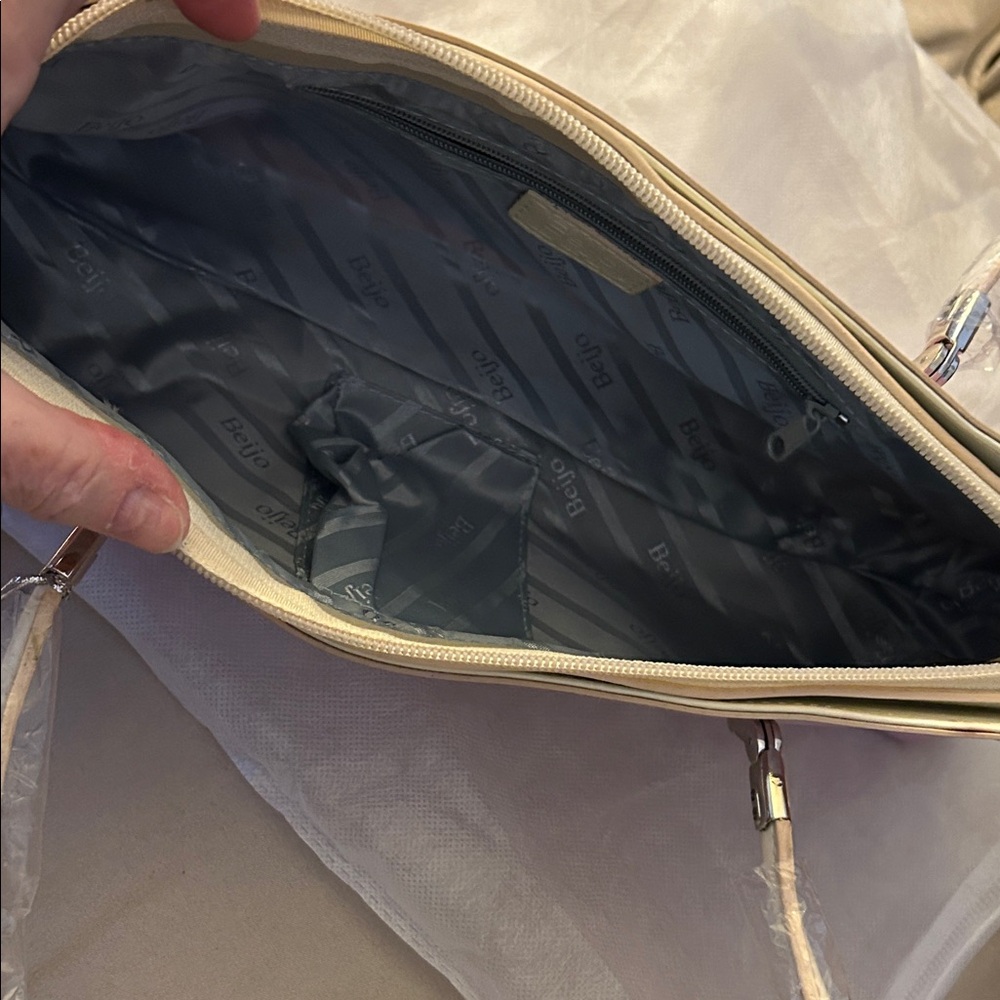 Pinkish/Lavender and Cream Women's Bag - Picture 3 of 8